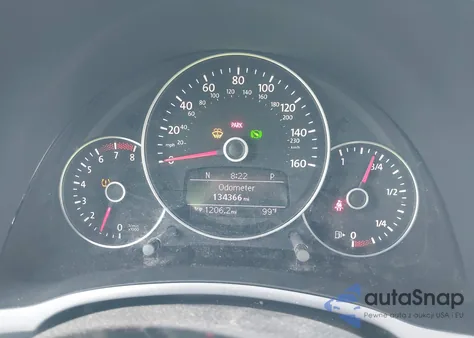 2012 Volkswagen Beetle 2.0T Turbo z USA, uszkodzony, nr VIN 3VWVA7AT3CM663128